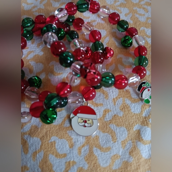 Bracelets Christmas Holiday Santa, Snowman, Stocking Beads Stretchy Fun Colorful - Picture 2 of 5